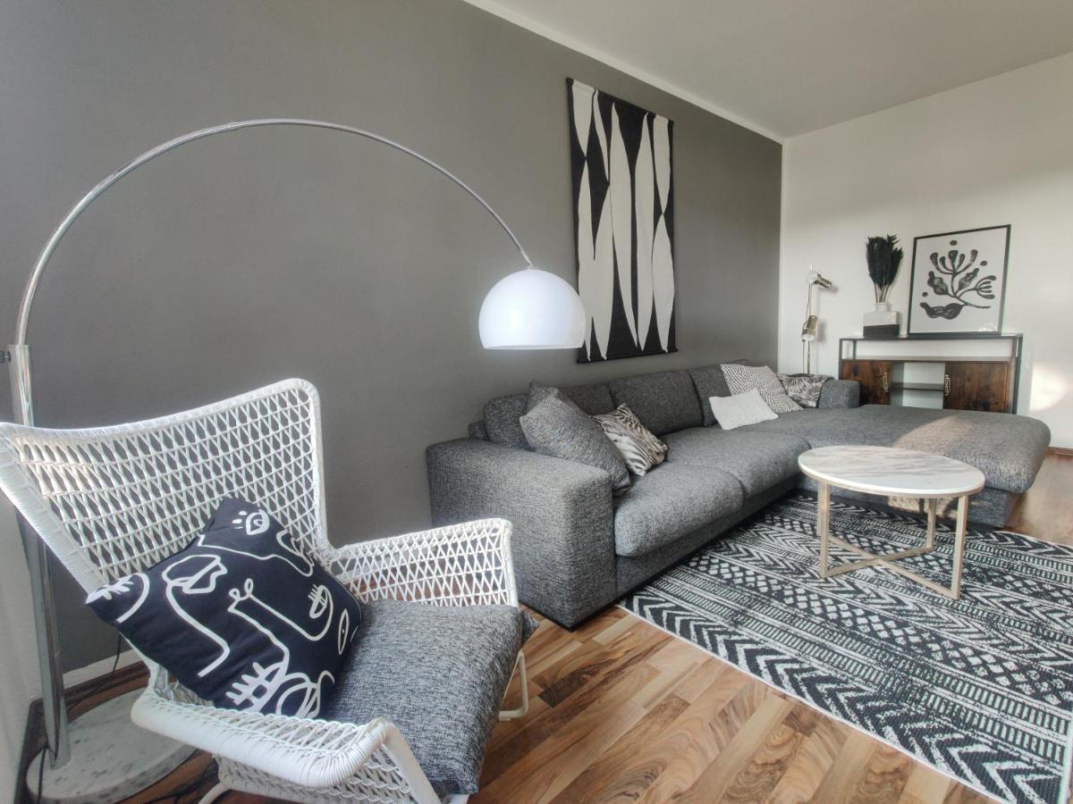 Inikama: Designer Apartment Im Gruenen - Netflix Rosengarten  Esterno foto