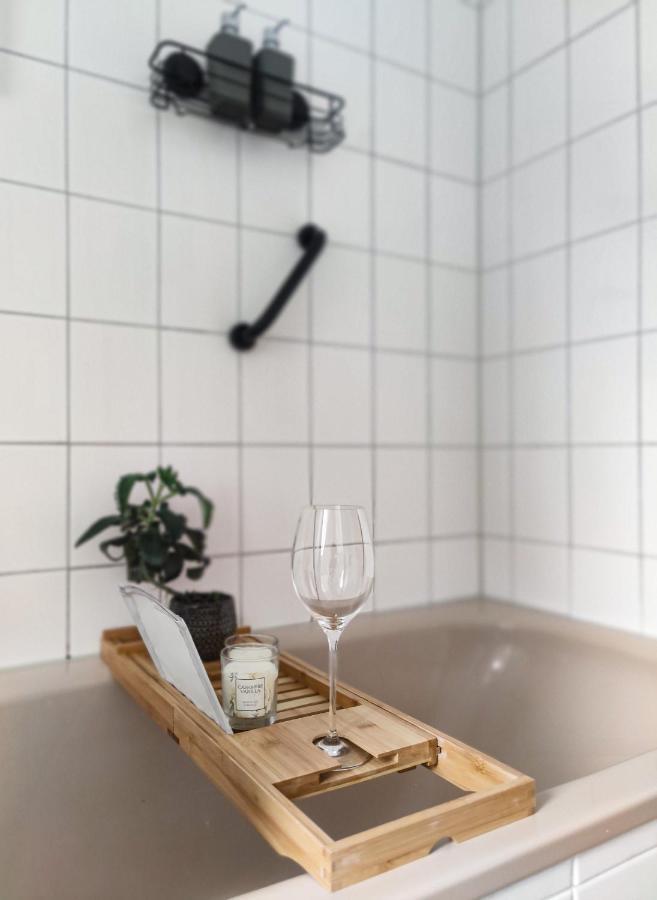 Inikama: Designer Apartment Im Gruenen - Netflix Rosengarten  Esterno foto